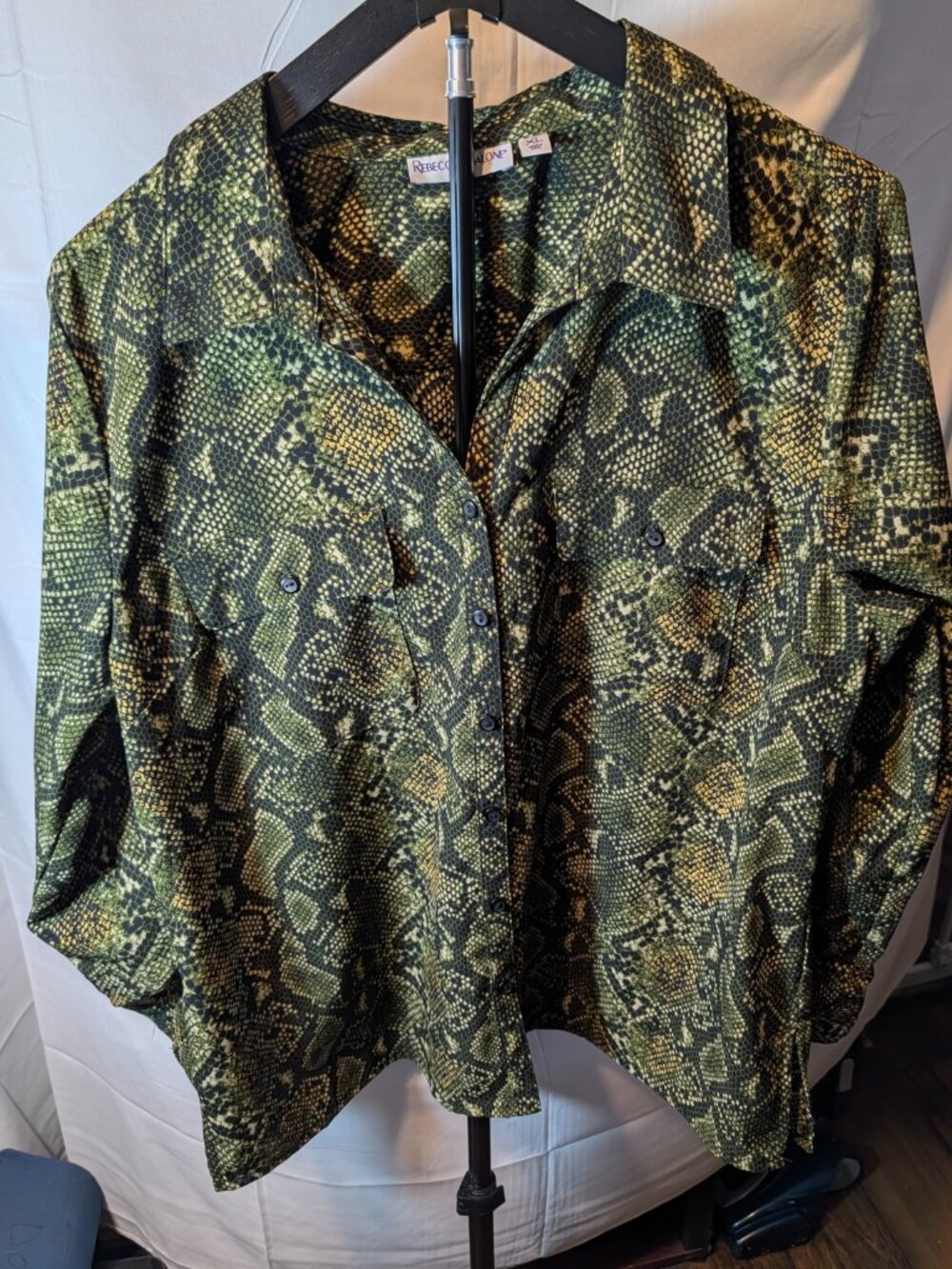 Rebecca Malone Sz XL Women's Long Sleeve Python Snake Button up Blouse
